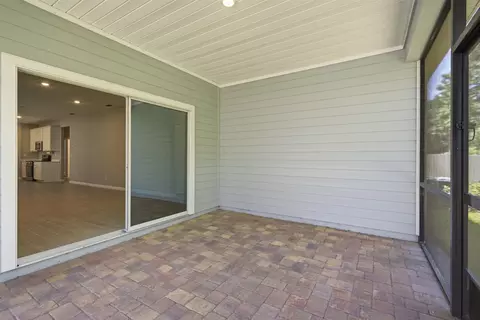 Exterior - 709 Lake Sinclair St, Saint Augustine, FL 32084 photo 6 of 9