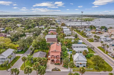View/Area - 133 South St, Saint Augustine, FL 32084 photo 2 of 8