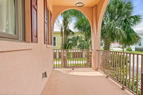 Exterior - 133 South St, Saint Augustine, FL 32084 photo 4 of 29