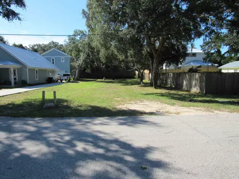 496 Pyrus St, Saint Augustine, FL 32080 photo 2