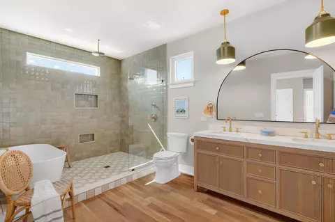 Bath - 119 Ferdinand Ave, Saint Augustine, FL 32080 photo 1 of 4