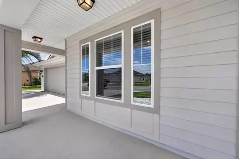 Exterior - 52 S Hamilton Springs Rd, Saint Augustine, FL 32084 photo 3 of 15