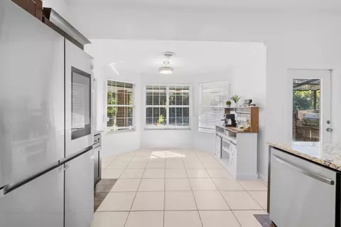 Kitchen - 627 E Bianca Cir, Saint Augustine, FL 32086 photo 3 of 6