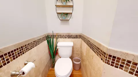Bath - 627 E Bianca Cir, Saint Augustine, FL 32086 photo 4 of 5