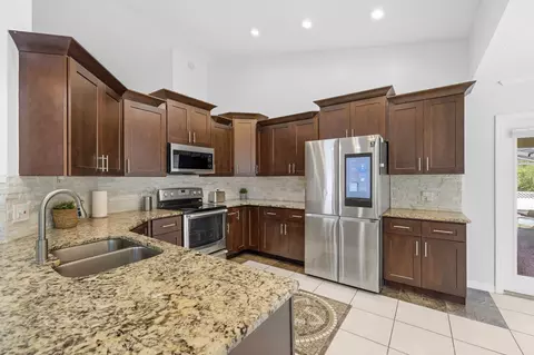 Kitchen - 627 E Bianca Cir, Saint Augustine, FL 32086 photo 2 of 6