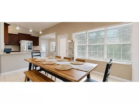 Dining - 627 E Bianca Cir, Saint Augustine, FL 32086 photo 4 of 4