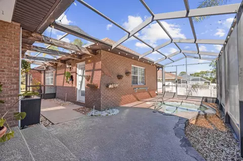 Exterior - 627 E Bianca Cir, Saint Augustine, FL 32086 photo 15 of 16