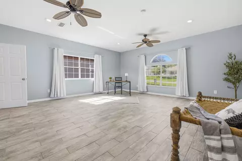 Living - 627 E Bianca Cir, Saint Augustine, FL 32086 photo 3 of 3