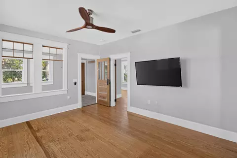 Living - 206 Cabeza St, Saint Augustine, FL 32080 photo 6 of 9