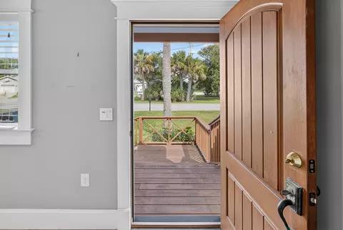 Entry Way - 206 Cabeza St, Saint Augustine, FL 32080 photo 1 of 12