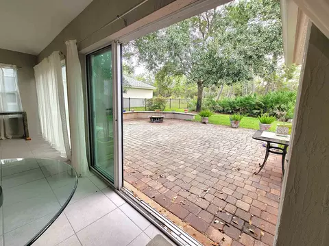 Exterior - 933 Mirror Lake Dr, Saint Augustine, FL 32086 photo 14 of 14