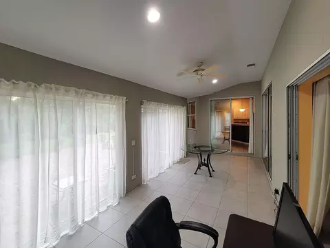 Exterior - 933 Mirror Lake Dr, Saint Augustine, FL 32086 photo 13 of 14