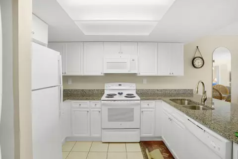 Kitchen - 4250 S A1a #K33, Saint Augustine Beach, FL 32080 photo 1 of 1