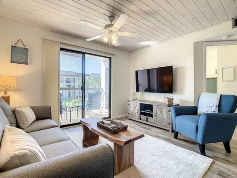 Living - 4250 Jimmy Buffett Mem Hwy #N24, Saint Augustine, FL 32080 photo 1 of 2