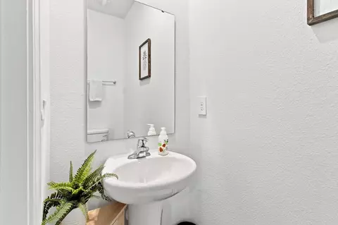 Bath - 40 Wading Ibis Rd, Saint Augustine, FL 32095 photo 1 of 4