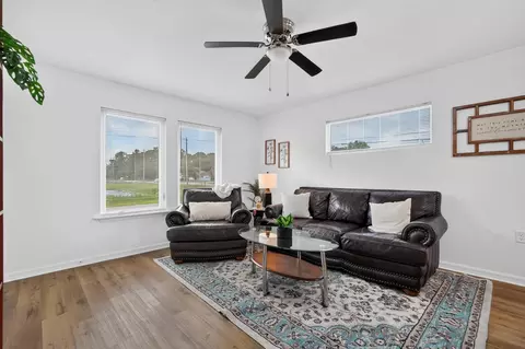 Living - 890 Helen St, Saint Augustine, FL 32084 photo 2 of 2