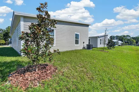 Exterior - 97 Mcdonald Ave, Saint Augustine, FL 32084 photo 6 of 9