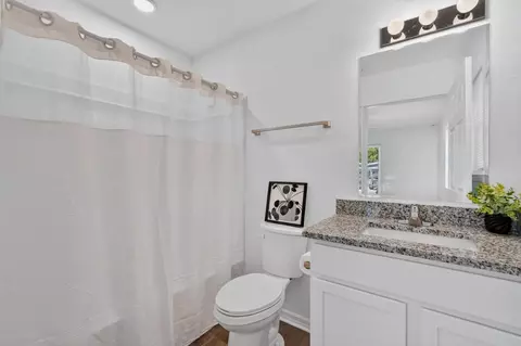 Bath - 97 Mcdonald Ave, Saint Augustine, FL 32084 photo 1 of 2