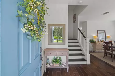 Entry Way - 2700 Arundel Ln, Saint Augustine, FL 32092 photo 2 of 4
