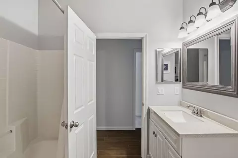 Bath - 2700 Arundel Ln, Saint Augustine, FL 32092 photo 4 of 6