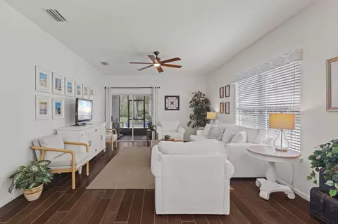 Living - 2700 Arundel Ln, Saint Augustine, FL 32092 photo 2 of 6