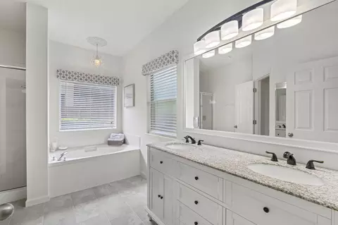 Bath - 2700 Arundel Ln, Saint Augustine, FL 32092 photo 1 of 6