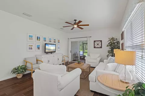 Living - 2700 Arundel Ln, Saint Augustine, FL 32092 photo 4 of 6