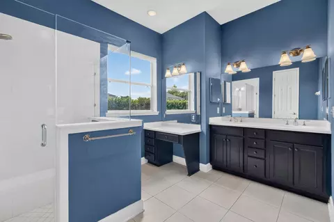 Bath - 412 Maribella Ct, Saint Augustine, FL 32086 photo 2 of 4