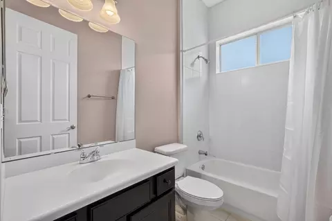 Bath - 412 Maribella Ct, Saint Augustine, FL 32086 photo 4 of 4