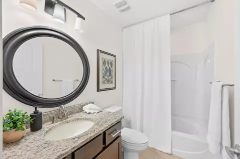 Bath - 132 15th St, Saint Augustine Beach, FL 32080 photo 3 of 3