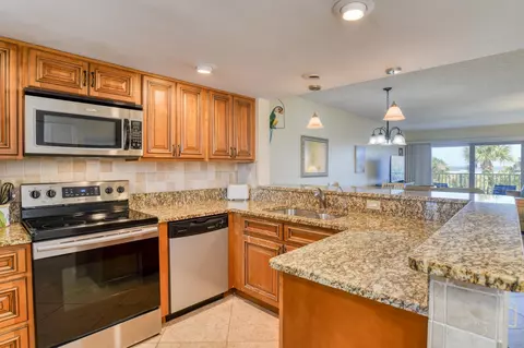 Kitchen - 4 Ocean Trce #323, Saint Augustine Beach, FL 32080 photo 2 of 4