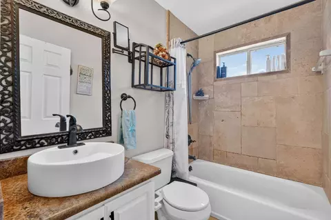 Bath - 6888 Cypress Point Dr, Saint Augustine, FL 32086 photo 3 of 3