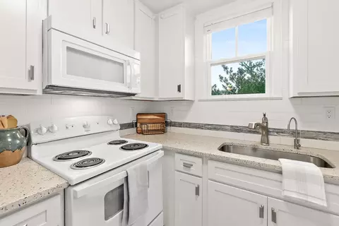 Kitchen - 66 N St Augustine Blvd, Saint Augustine, FL 32080 photo 6 of 6