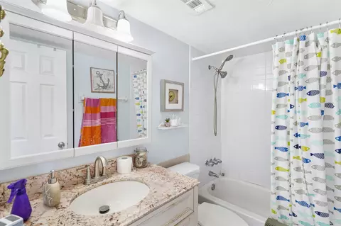 Bath - 4003 Windjammer Ln, Saint Augustine, FL 32084 photo 3 of 3