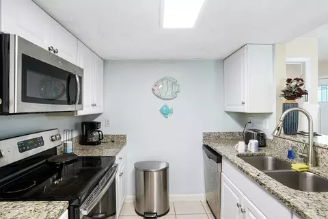 Kitchen - 4003 Windjammer Ln, Saint Augustine, FL 32084 photo 1 of 4