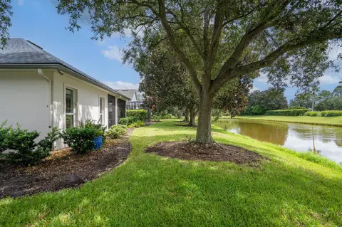Exterior - 905 Spring Lake Ct, Saint Augustine, FL 32080 photo 6 of 9