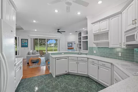 Kitchen - 905 Spring Lake Ct, Saint Augustine, FL 32080 photo 3 of 4