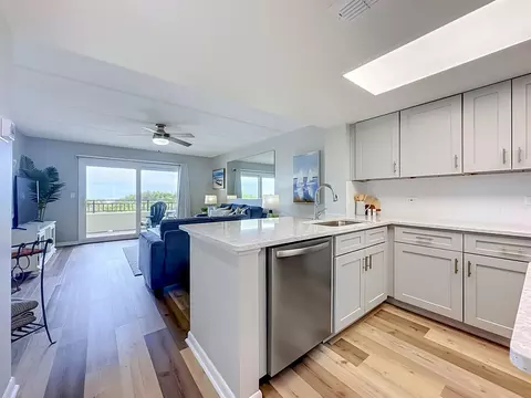 Kitchen - 7780 A1a S UNIT 109, Saint Augustine, FL 32080 photo 3 of 5