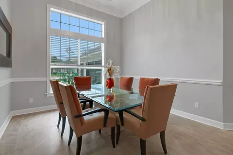Dining - 5044 Blackhawk Dr, Saint Johns, FL 32259 photo 2 of 5