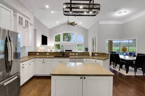 Kitchen - 5044 Blackhawk Dr, Saint Johns, FL 32259 photo 2 of 3