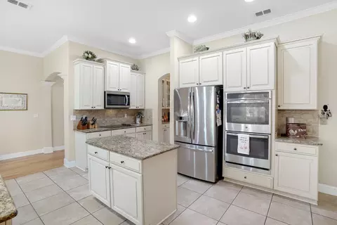 Kitchen - 133 Cereus Ln, Saint Augustine, FL 32086 photo 4 of 5
