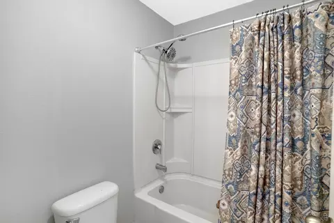 Bath - 133 Cereus Ln, Saint Augustine, FL 32086 photo 5 of 6