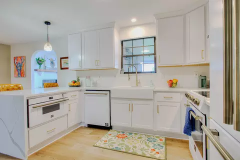Kitchen - 10115 N County Road 13, Saint Augustine, FL 32092 photo 1 of 6