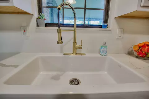Kitchen - 10115 N County Road 13, Saint Augustine, FL 32092 photo 4 of 6
