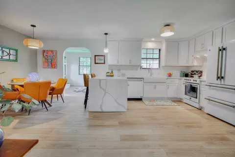 Kitchen - 10115 N County Road 13, Saint Augustine, FL 32092 photo 6 of 6