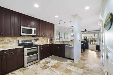 Kitchen - 8550 A1a S #438, Saint Augustine, FL 32080 photo 2 of 3