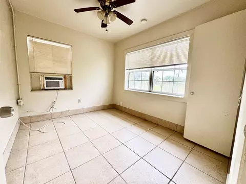Bedroom - 1 E San Carlos Ave, Saint Augustine, FL 32084 photo 1 of 1
