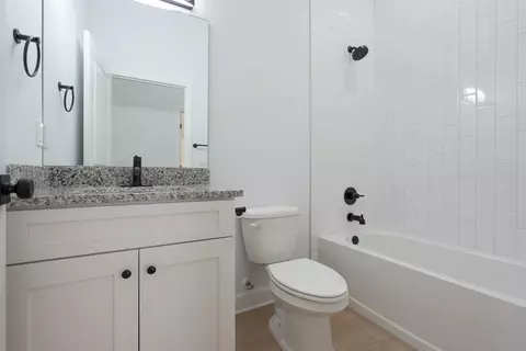 Bath - 908 Kennedy Dr, Saint Augustine, FL 32084 photo 1 of 2