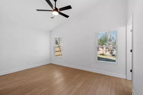 Bedroom - 916 Kennedy Dr, Saint Augustine, FL 32084 photo 4 of 9