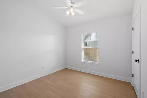 Bedroom - 916 Kennedy Dr, Saint Augustine, FL 32084 photo 1 of 9